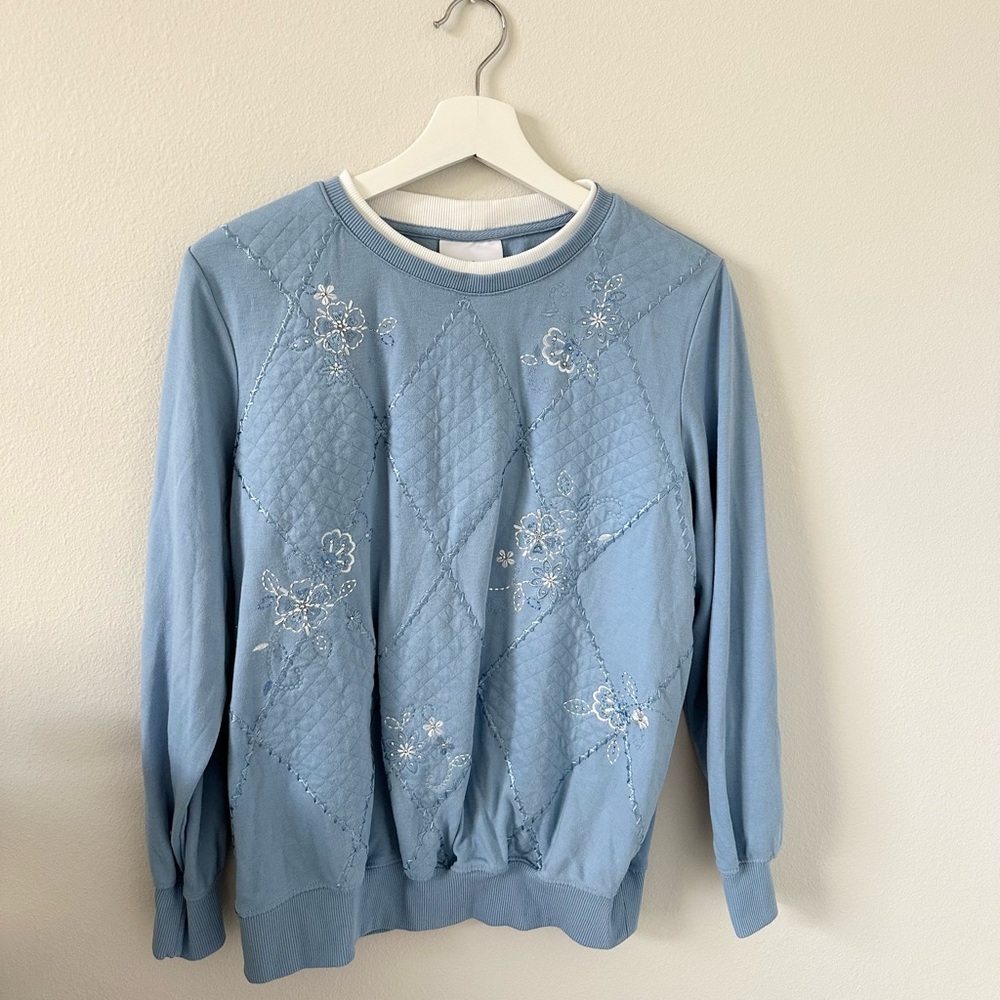 Cute Vintage Sweater